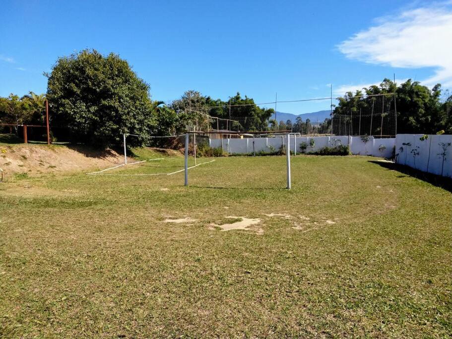 Chacara Fortes Em Pindamonhangaba Bagian luar foto